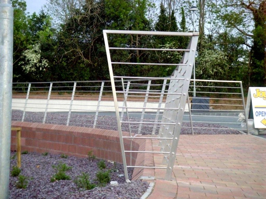 Stainless steel railings manufactured by Murtech Eng. Co. Ltd, Wexford.